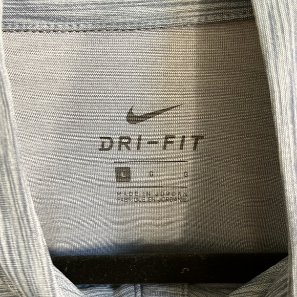 NWT Nike Size L Men’s Dri-fit quarter zip Blue - Picture 4 of 5